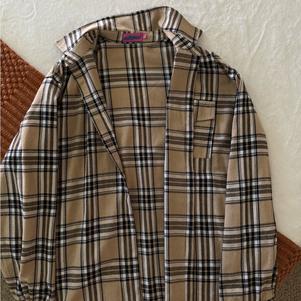 Edikted Plaid Button-Up Shirt